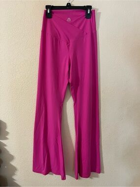Sunzel Crossover Flared Leggings
